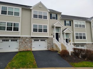 647 Winding Ln, Harrisburg, PA 17111