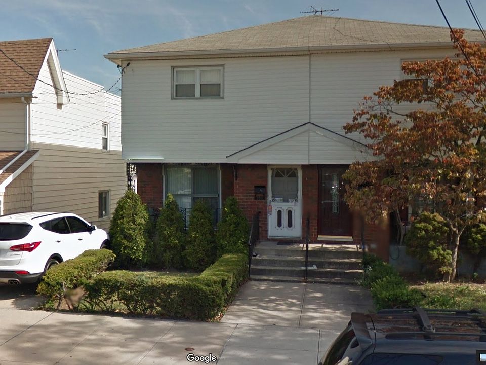 1st image of 2061 E 71st St