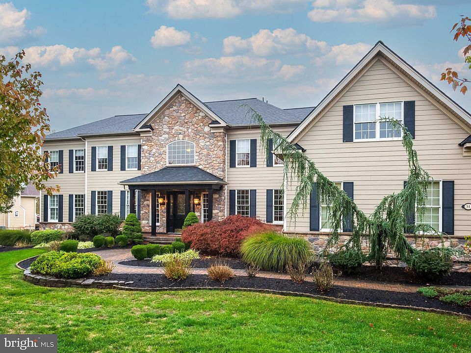51 Goldfinch Cir, Phoenixville, PA 19460 Zillow
