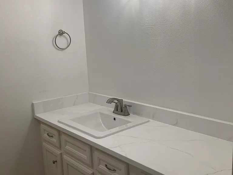 5615 Duoto St — Photo 12
