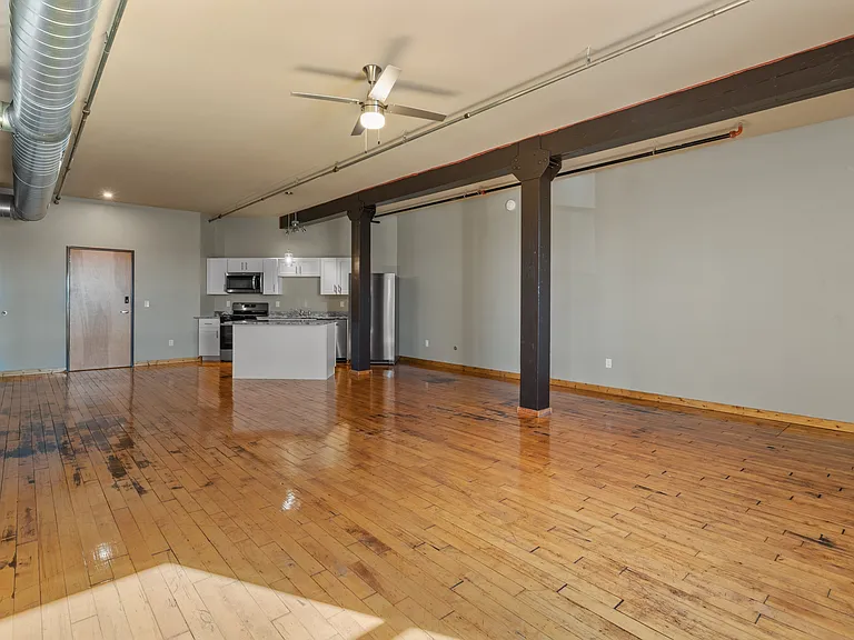 225 E 2nd St — Photo 3
