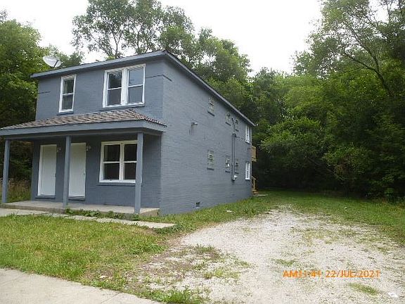 2nd image of 13537 S Monticello Ave