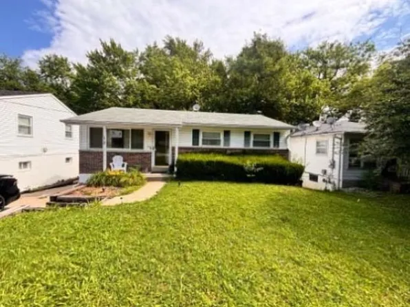 13 Barto Dr, Saint Louis, MO 63135