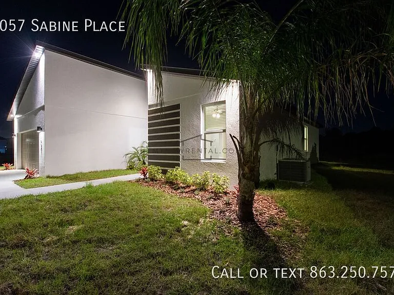 1057 Sabine Pl — Photo 7