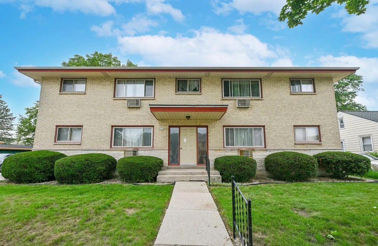 2 bed, 865 sqft, $1,150 — Photo 2