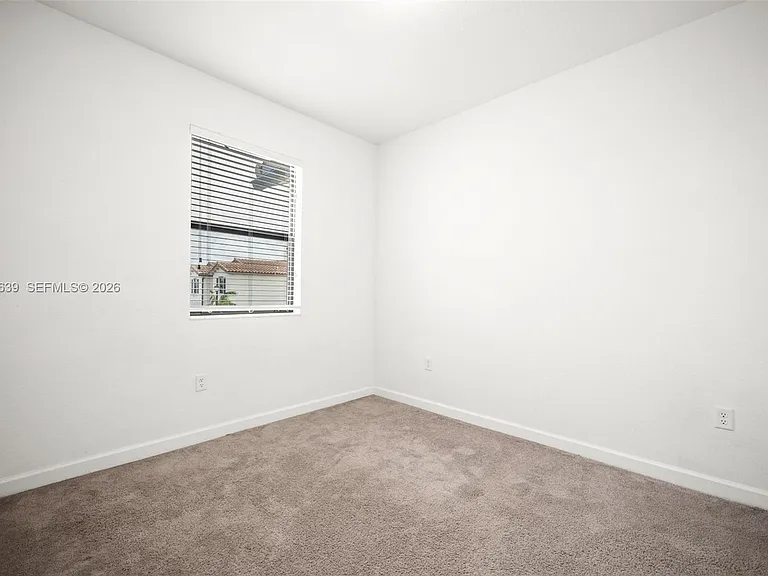 11945 SW 245th Ter — Photo 27