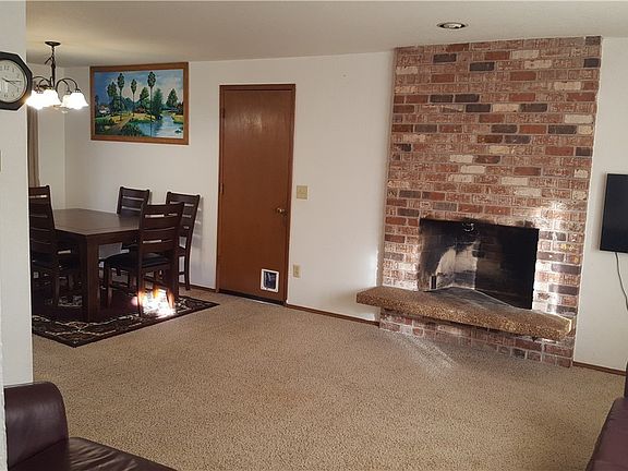 3rd image of 3115 202nd St SW