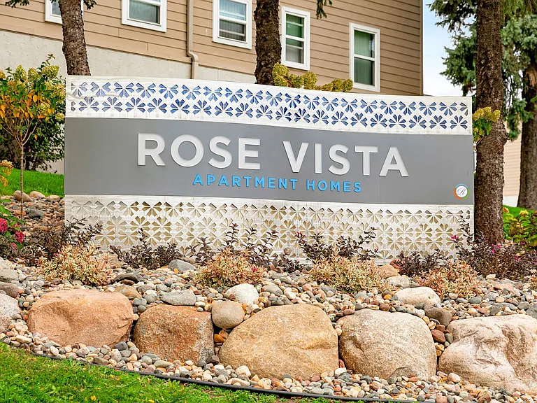 Rose Vista Apartments — Photo 26