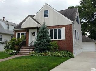 316 W Jamaica Ave, Valley Stream, NY 11580
