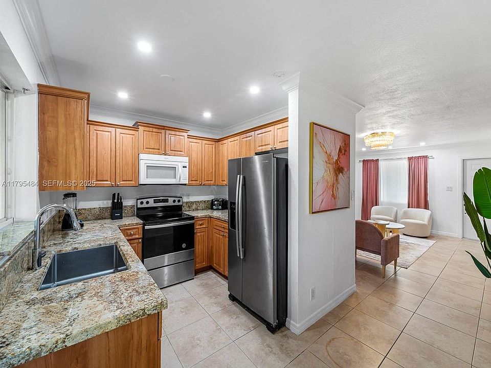 1st image of 1761 NE 52nd St #1-2