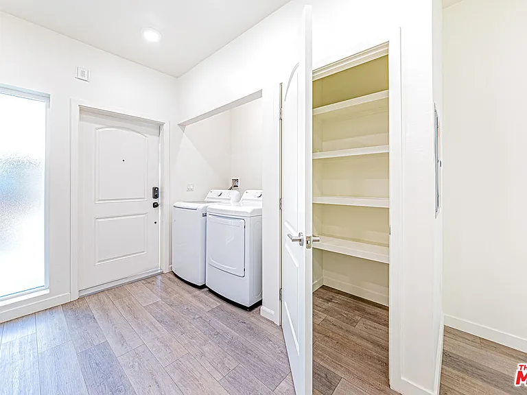 5912 Satsuma Ave — Photo 5