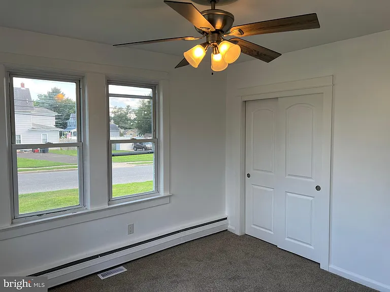 703 N Main St — Photo 4