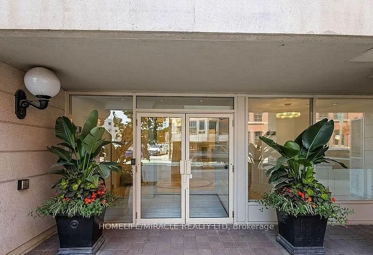 115 Richmond St E #605 — Photo 2