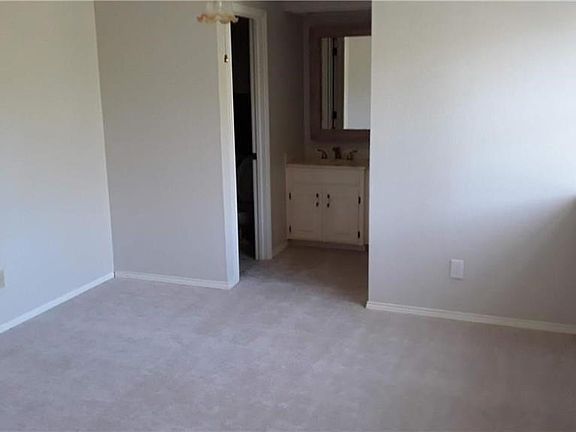 4th image of 1440 N Kimball Ave