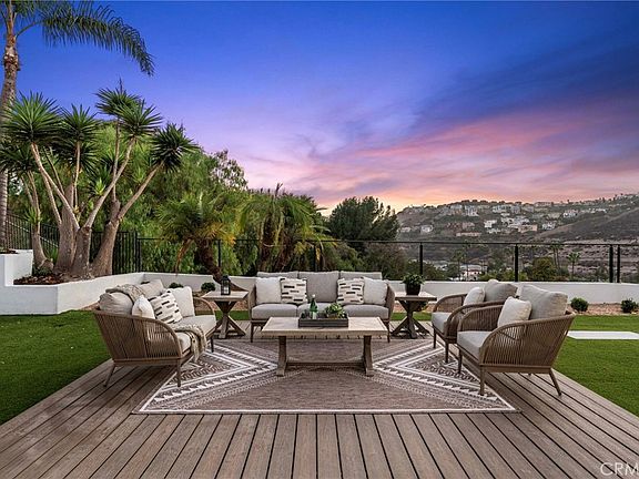2nd image of 2822 Via Amapola