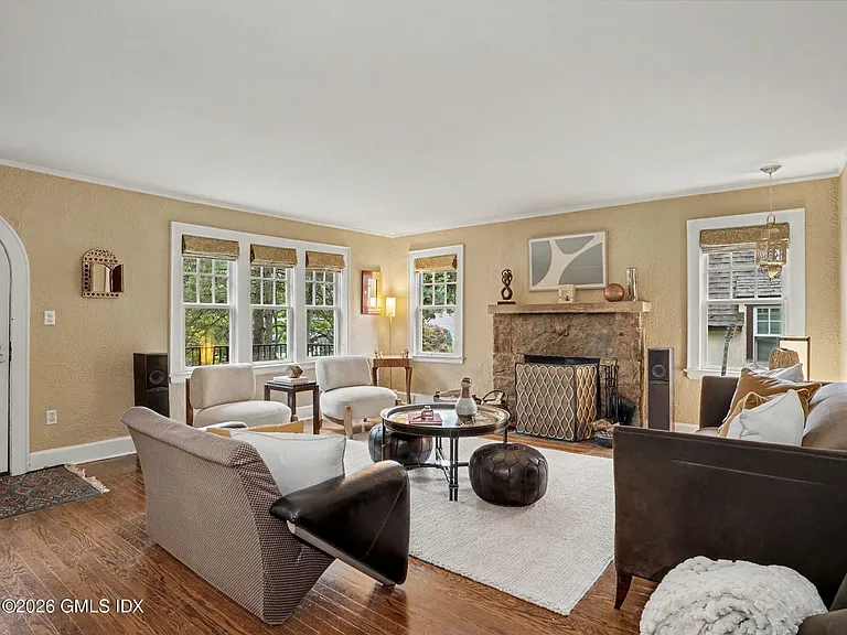 46 Valleywood Rd — Photo 5