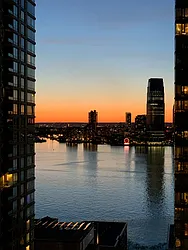 Rented by R New York