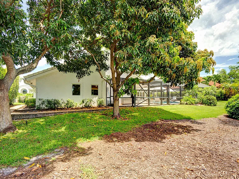10252 Shireoaks Ln — Photo 49