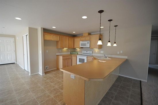 4th image of 9201 W Claire Ave