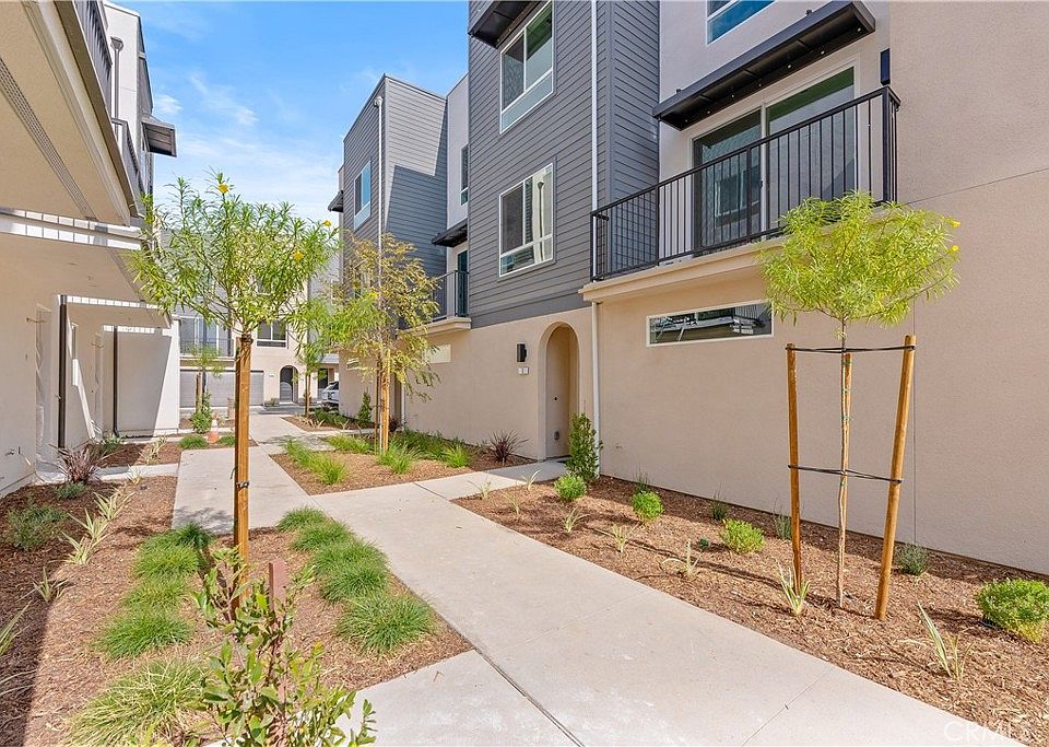 1st image of 9423 N Sepulveda Blvd #3