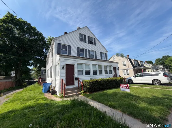 10 Bank St, Manchester, CT 06040