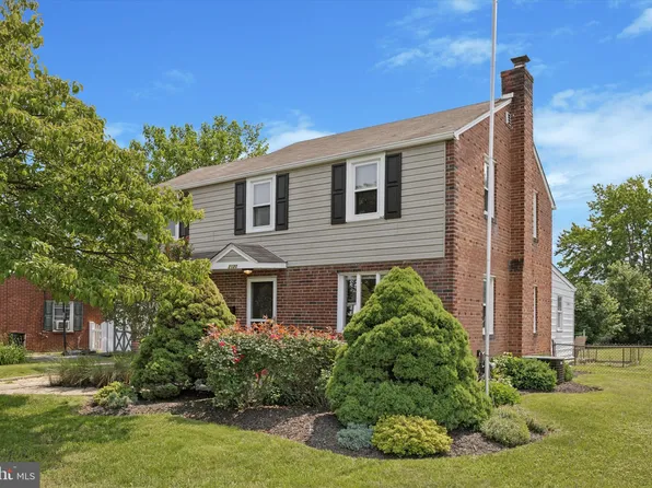 2120 Grand Ave, Morton, PA 19070