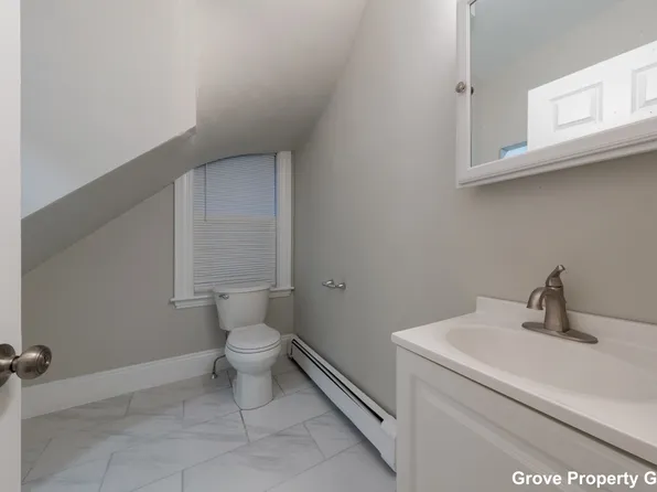 717 E 2nd St Floor 2, Boston, MA 02127