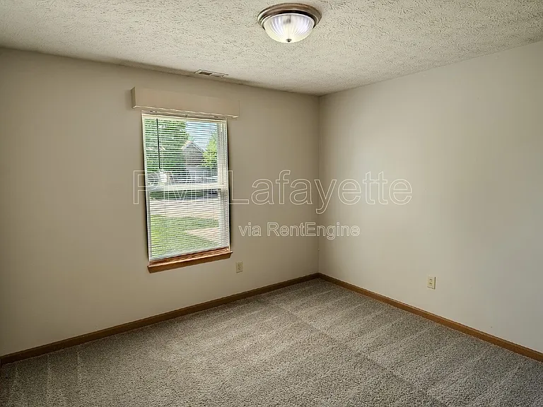 5053 Saddle Dr — Photo 23