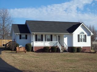 72 Courtyard Dr, Scottsville, KY 42164