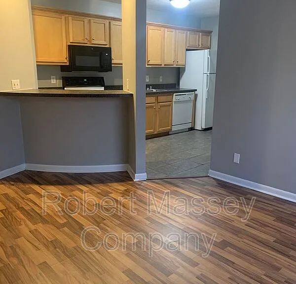1829 Edenside Ave #1 — Photo 1
