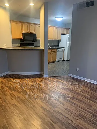 1829 Edenside Ave Photo 1