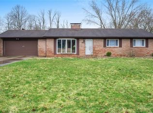 611 Oxford Rd, Anderson, IN 46012