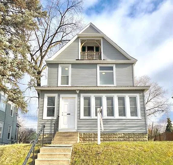 3505 Cedar Ave S — Photo 3