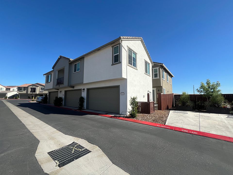 1st image of 14545 Southpointe Dr #61