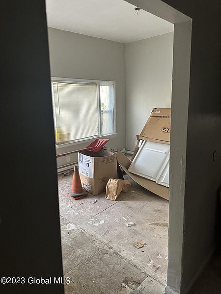 5th image of 1507 Carrie Street