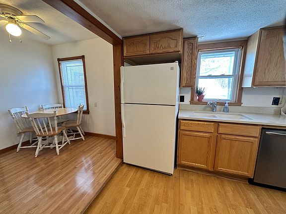 3rd image of 118 N Thomas St