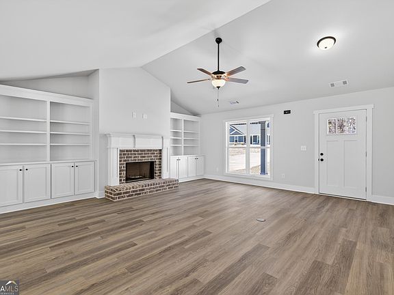 5th image of 159 Mockingbird Ln #16