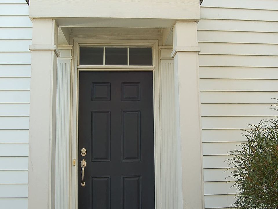 1st image of 8223 Parsons Pass