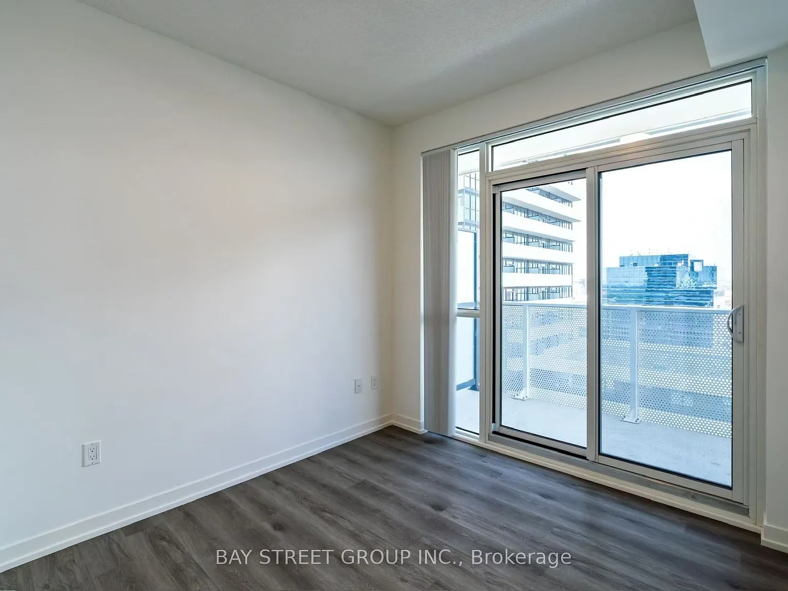 2 bed, $2,550 — Photo 4