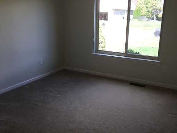 1st bedroom