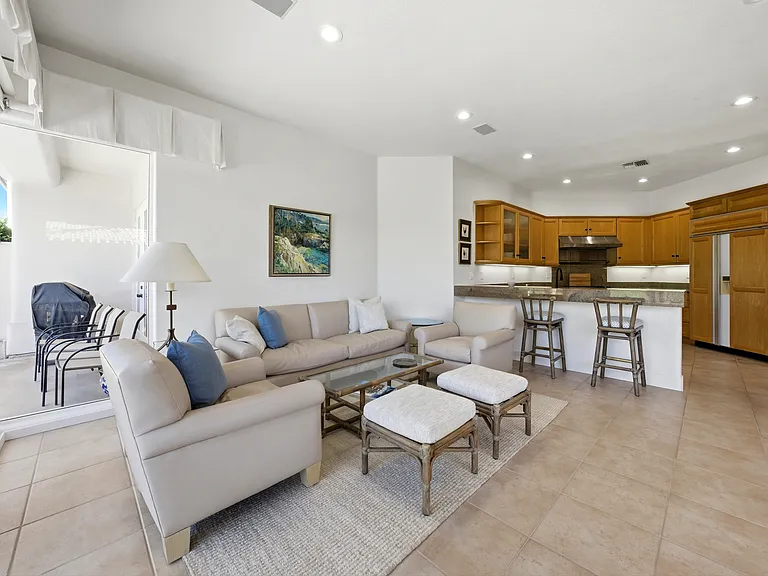 51005 Mandarina — Photo 19
