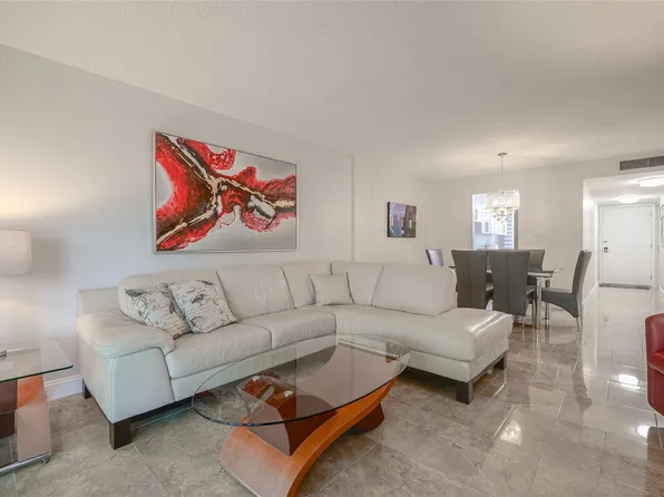 4850 NW 29th Court #326, Lauderdale Lakes, FL 33313