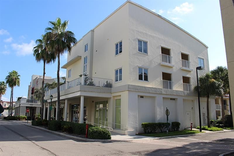 Village At Abacoa Condominiums 1150 Town Center Dr Jupiter FL Zillow
