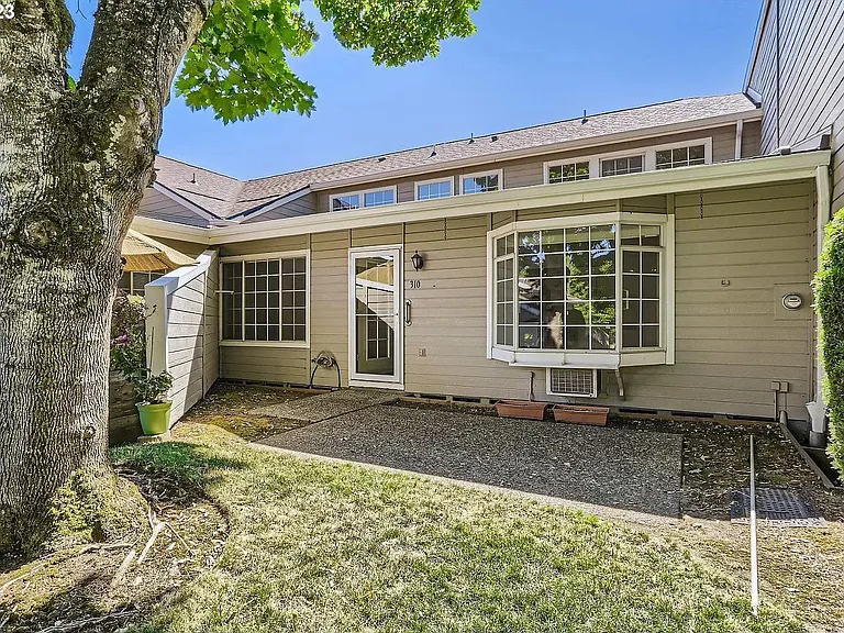 13775 SW Scholls Ferry Rd #310 — Photo 6
