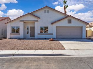 729 Gullwing Ln, North Las Vegas, NV 89081