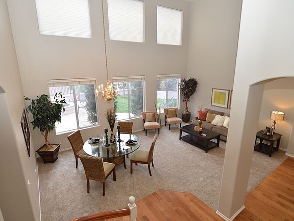 5th image of 630 Lancashire Pl