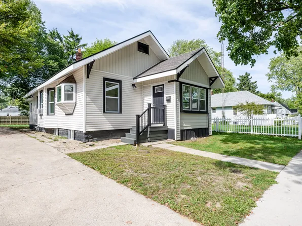 960 Jennings Ave, Benton Harbor, MI 49022