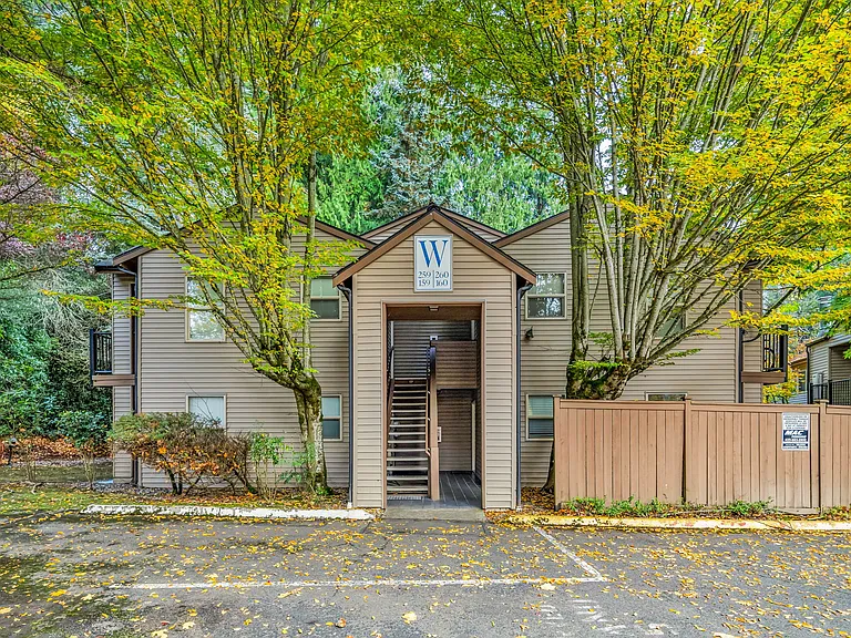 9805 Avondale Rd NE #W159 — Photo 32