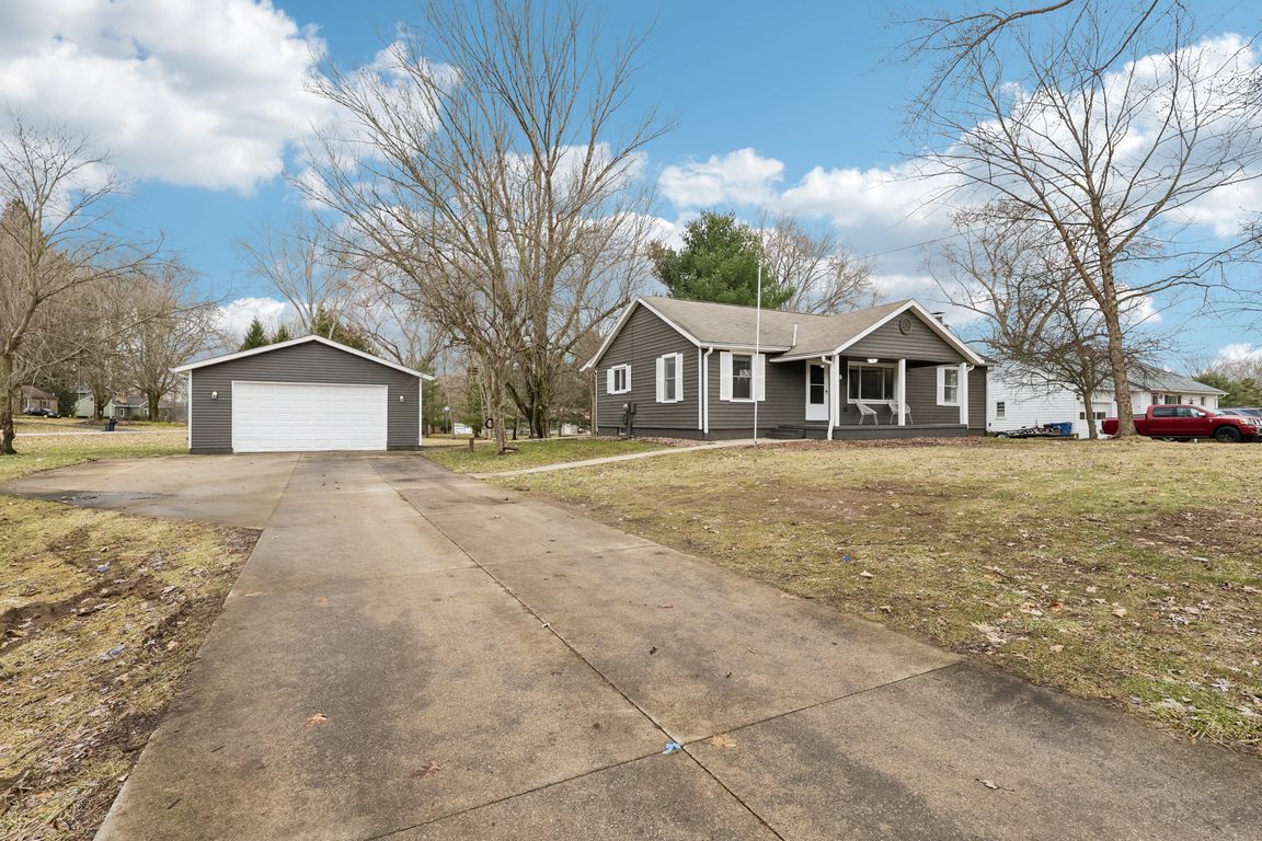 Powdermill Rd-008.jpg