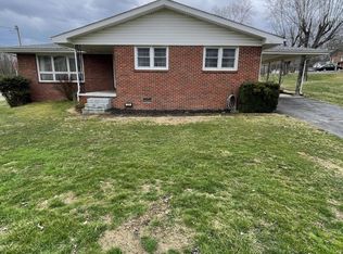 1110 Carroll Creek Rd, Johnson City, TN 37601